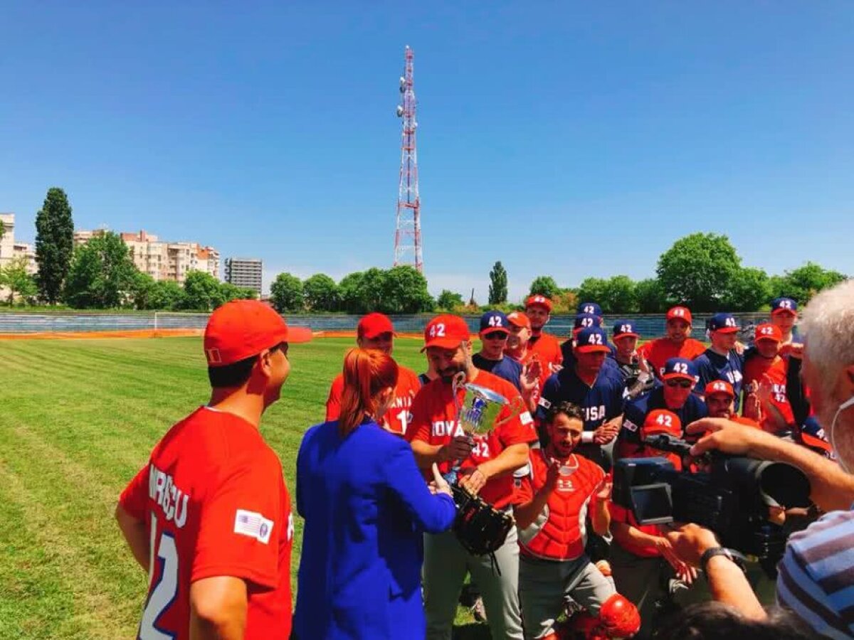 VIDEO + FOTO Gică Hagi a dat lovitura de start la un eveniment unic