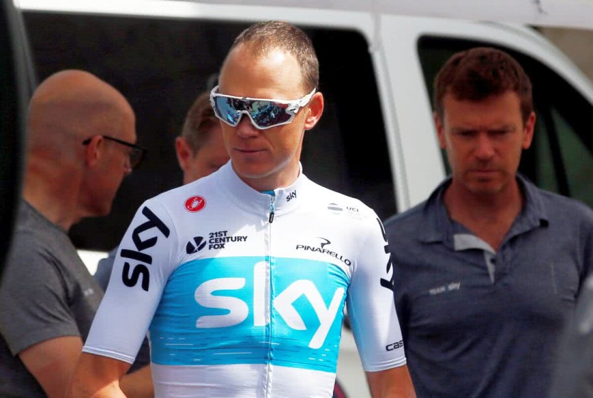 Colaps pentru Chris Froome în Turul Italiei? Anchetat de doping, tăvălit pe asfalt și la cel puțin două minute de lider: "A fost brutal, dar încerc să fiu optimist"