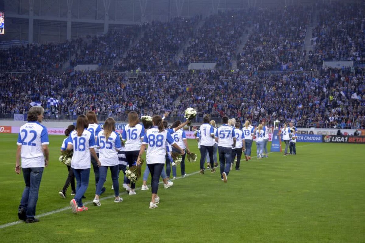 VIDEO+FOTO Atmosferă fantastică la Craiova! Un nou record stabilit pe stadionul "Ion Oblemenco" + Fetele de la SCM Craiova au cântat cu suporterii