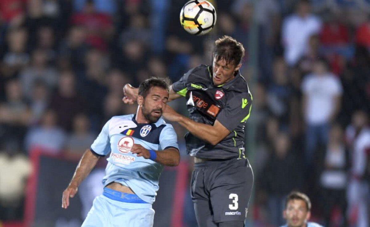 FOTO + VIDEO Dinamo se impune fără emoții în deplasarea cu Juventus » Meci stricat de incidentele create de fanii dinamoviști