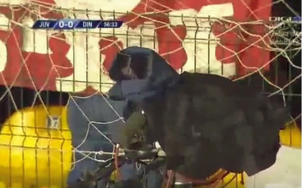 FOTO + VIDEO Dinamo se impune fără emoții în deplasarea cu Juventus » Meci stricat de incidentele create de fanii dinamoviști