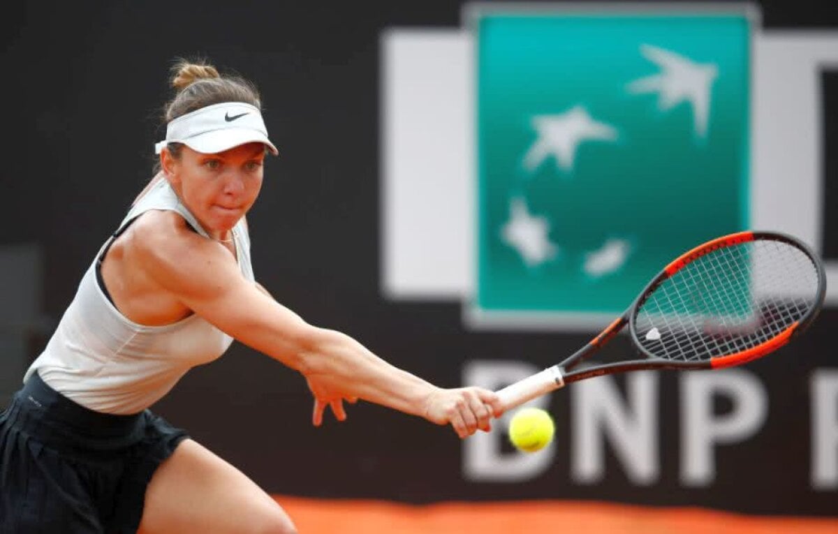 WTA ROMA, TURUL 2 // FOTO Simona Halep, entuziasmată după victoria cu Naomi Osaka : "Este terenul meu favorit! Mă bucur că am reușit să mulțumesc fanii din tribune"