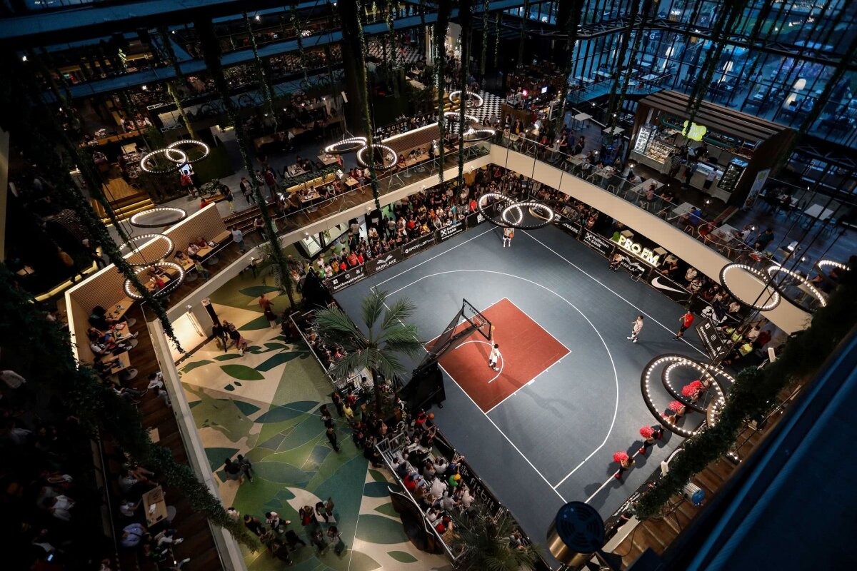 GALERIE FOTO A fost show maxim în weekend » Lora, Stelea și Andrei Pavel, staruri pe terenul de baschet la 3x3 Challenge 