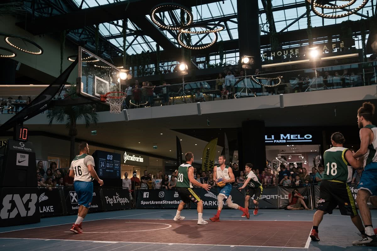 GALERIE FOTO A fost show maxim în weekend » Lora, Stelea și Andrei Pavel, staruri pe terenul de baschet la 3x3 Challenge 