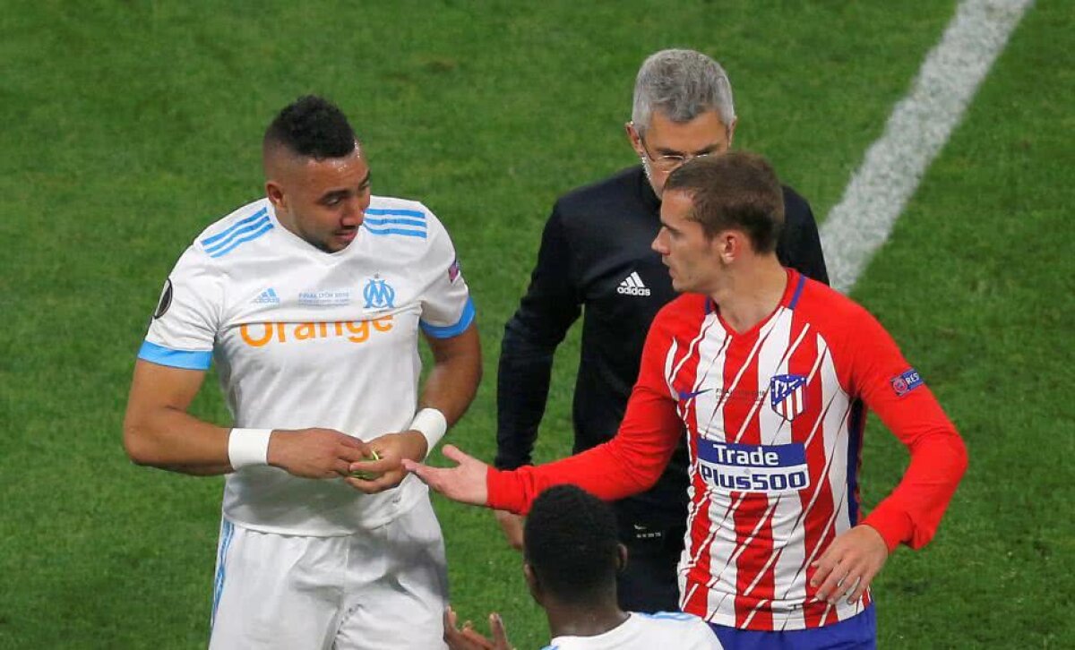 FOTO Momente emoționante în prima repriză a finalei Europa League: a ieșit de pe teren în lacrimi, consolat și de adversari