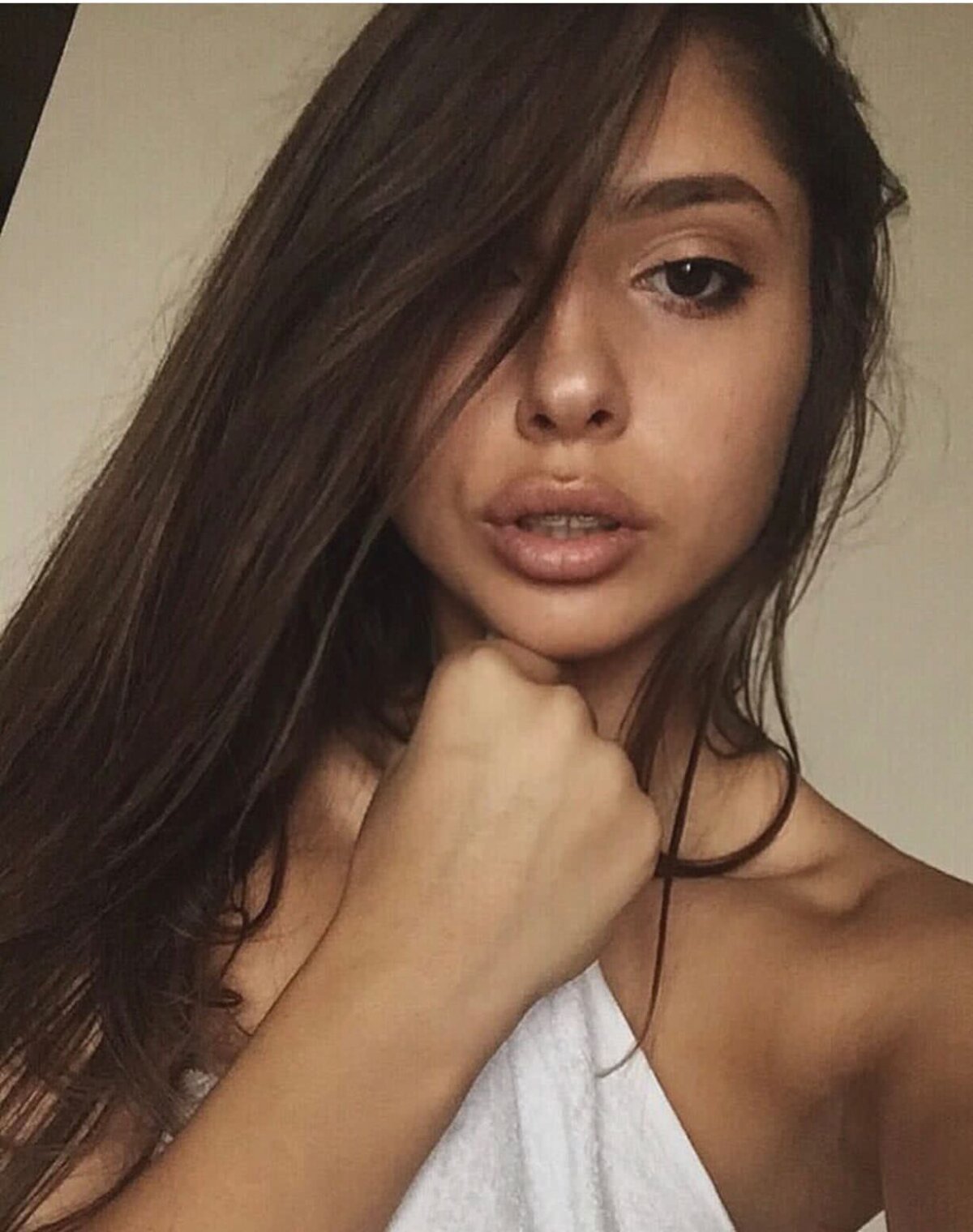 VIDEO+FOTO L-a hipnotizat pe Mbappe de la FCSB! Iubita lui Florinel Coman în cele mai HOT ipostaze