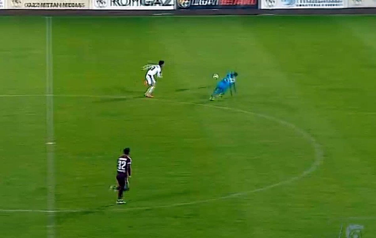 FOTO FC Voluntari a încheiat meciul cu Gaz Metan cu un fundaș în poartă! Dragoș Balauru, eliminat