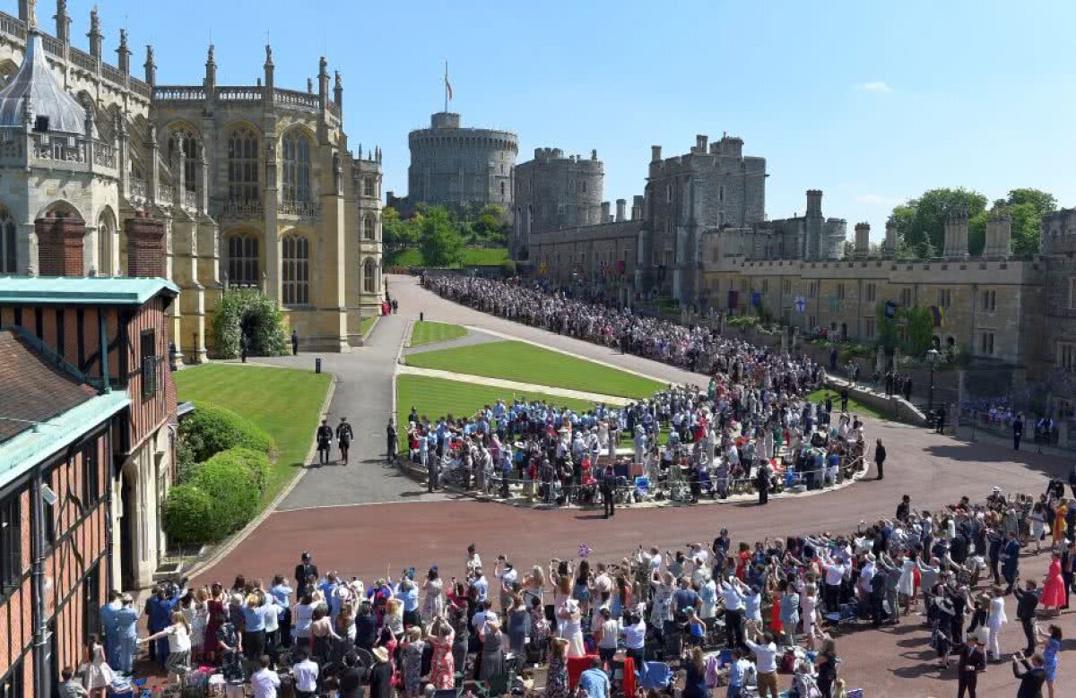 Nuntă regală liveVIDEO: prințul Harry și Meghan Markle se căsătoresc! + Cum a venit îmbrăcată Serena Williams