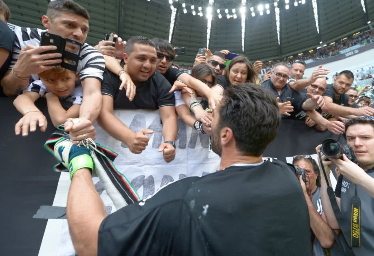 VIDEO+FOTO Buffon, storia di un grande amore » Legendarul portar și-a luat adio în lacrimi de la Juventus + petrecere pentru trofeul de campioană