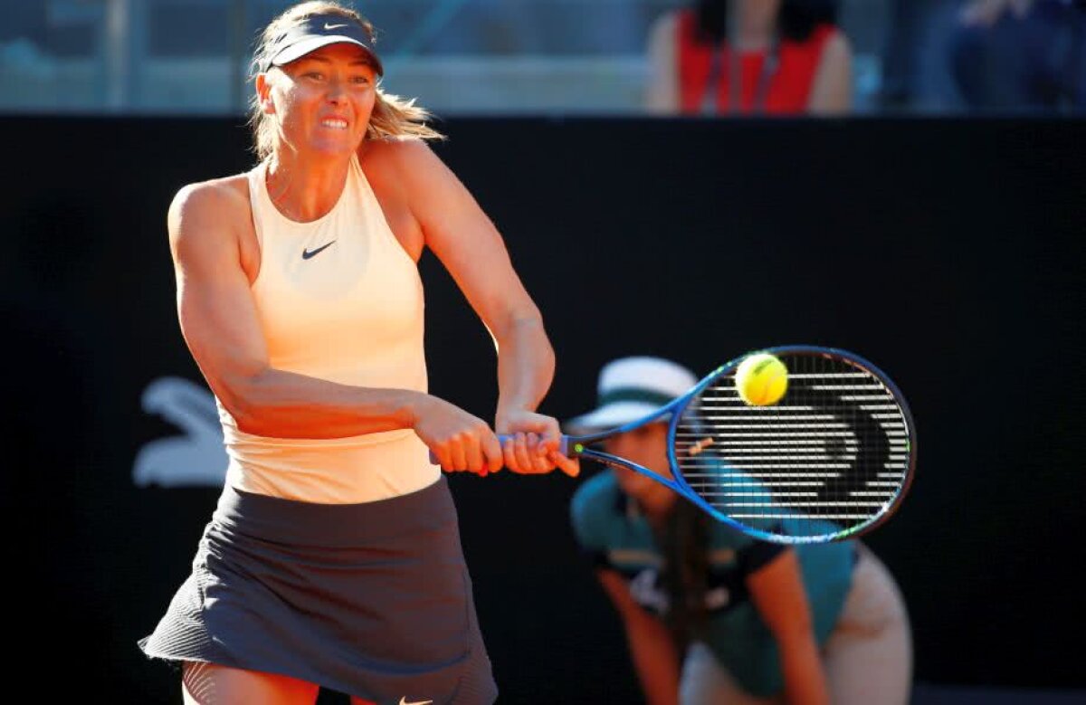 VIDEO + FOTO FA-BU-LOS! Simona Halep o învinge pe Maria Sharapova după un meci dramatic! Cu cine și când joacă finala de la Roma