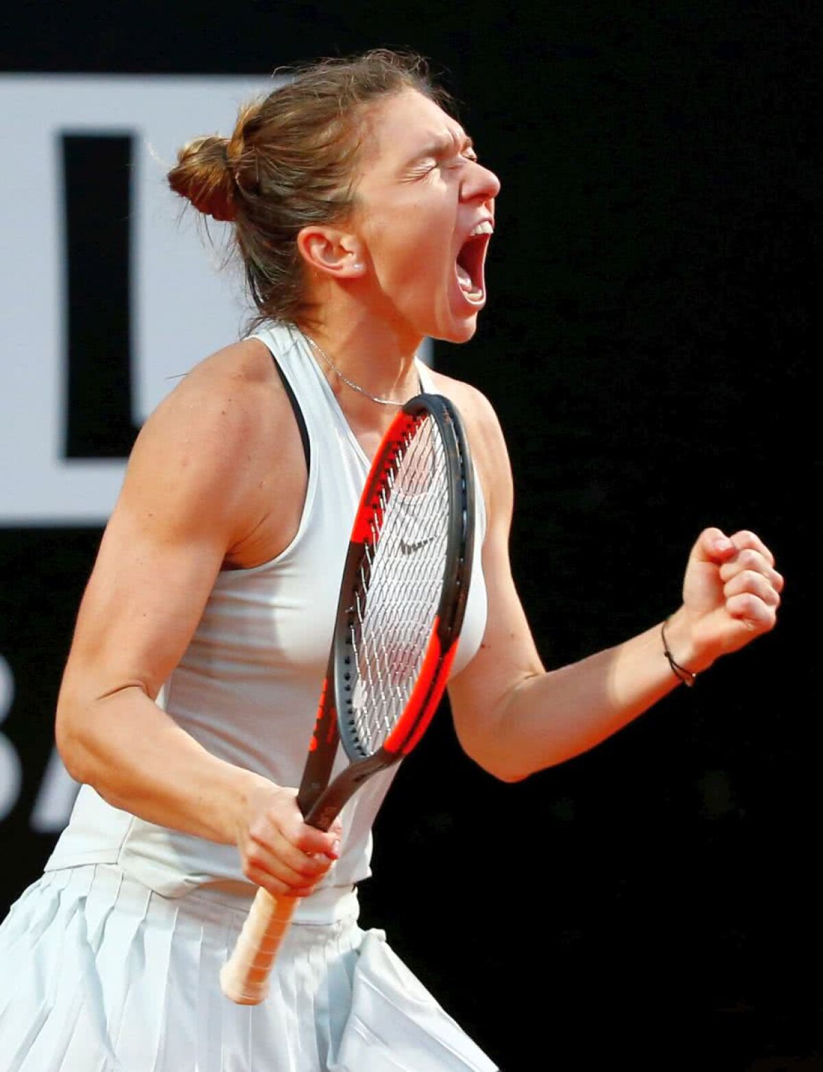 SIMONA HAELP - MARIA SHARAPOVA // VIDEO + FOTO S-a descătușat! Bucurie nebună a Simonei Halep după victoria cu Sharapova » Cum a explicat gestul