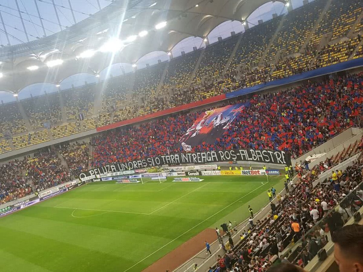 FOTO Lupta CFR - FCSB s-a dat și la scenografii » "O peluză, un oraș și o țară întreagă roș-albastre"