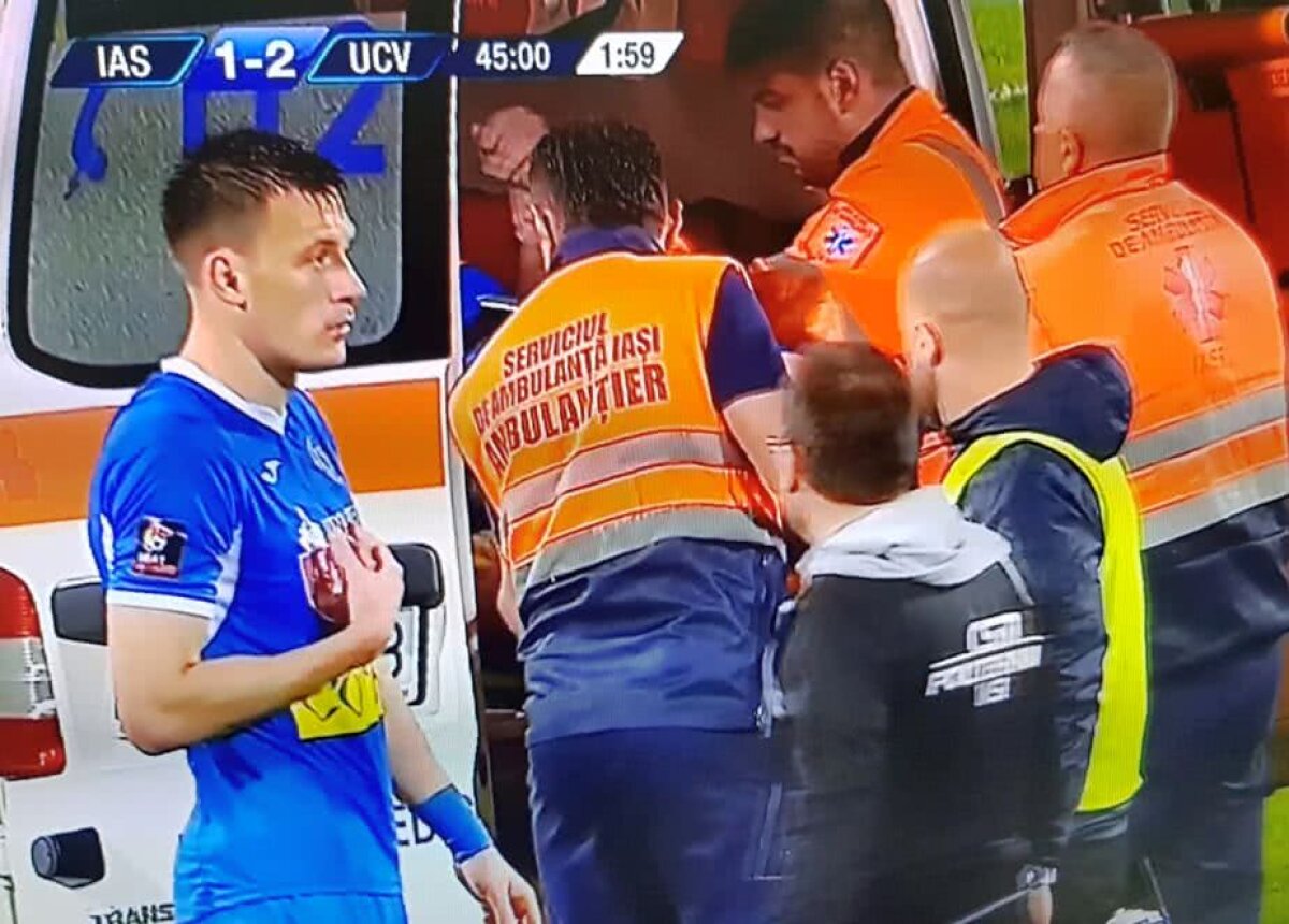 FOTO Emoții la Iași-Craiova: fotbalistul a fost dus cu ambulanța la spital