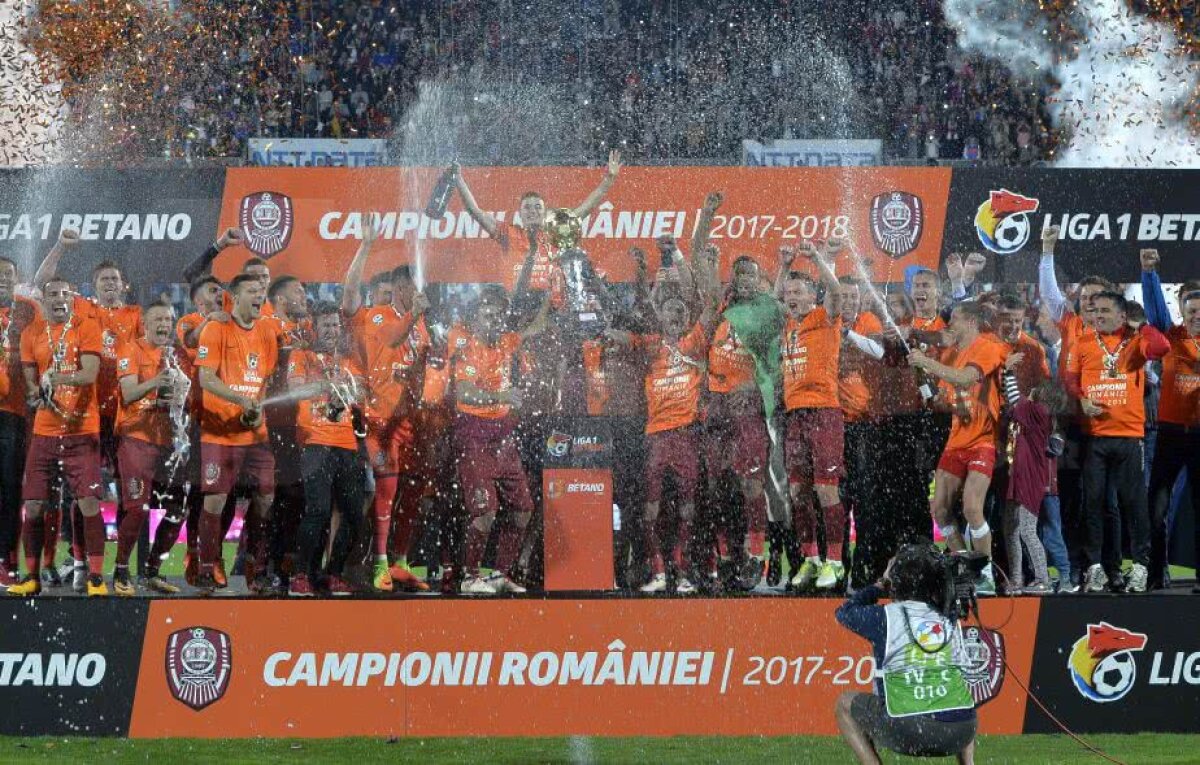 CFR CLUJ CAMPIOANĂ // GALERIE FOTO Fiesta la Cluj! » Imaginile bucuriei: cum au celebrat fotbaliștii CFR-ului al 4-lea titlu din istorie