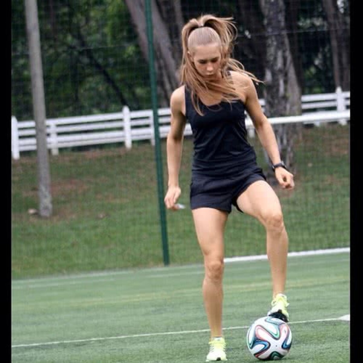 FOTO Pereche mixtă » Fostul iubit al Soranei Cîrstea a bifat o nouă cucerire: o fotbalistă de la Atletico Madrid!