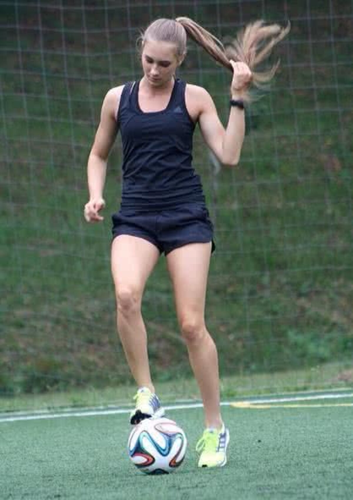 FOTO Pereche mixtă » Fostul iubit al Soranei Cîrstea a bifat o nouă cucerire: o fotbalistă de la Atletico Madrid!