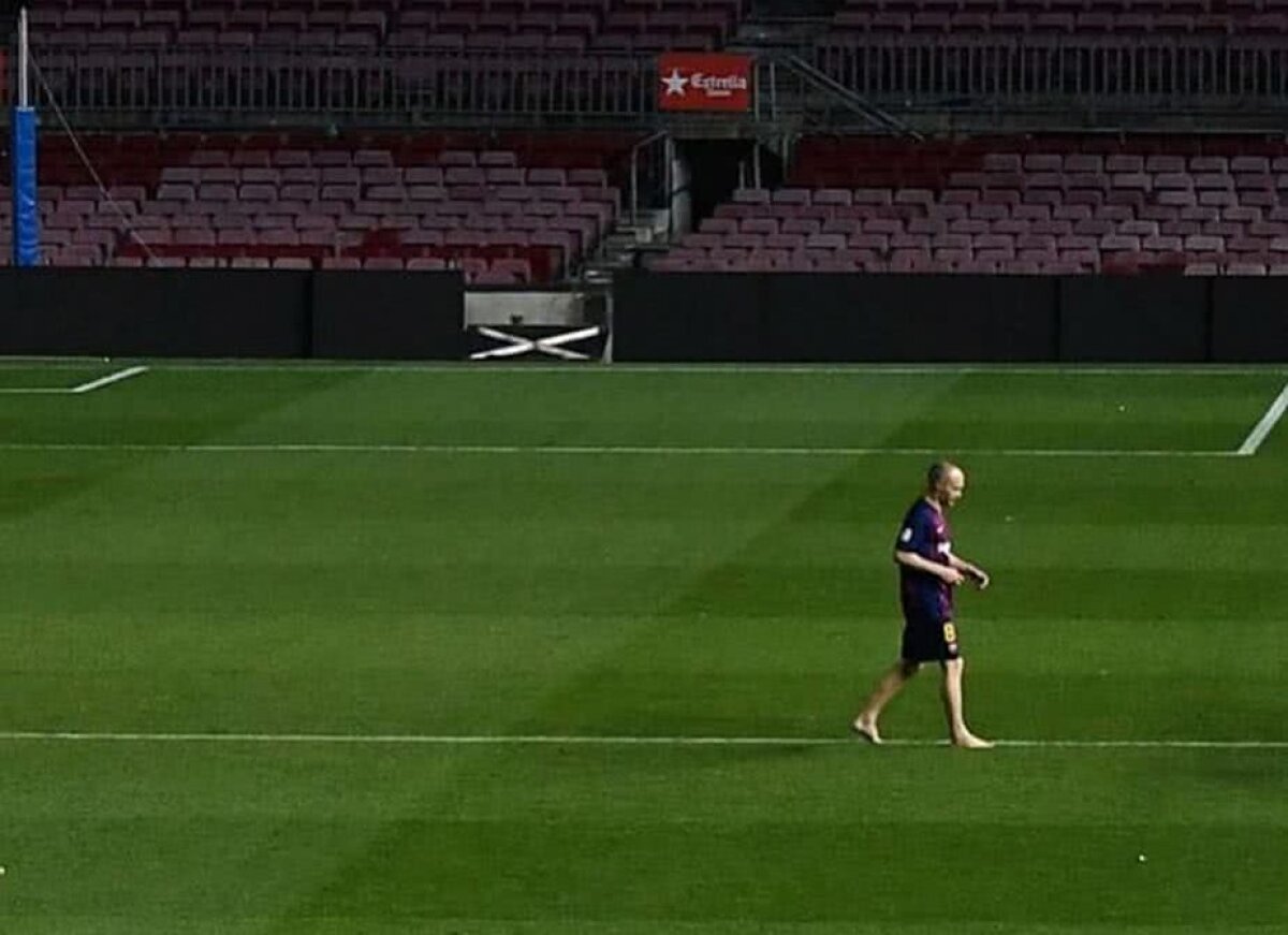 Despărțire în lacrimi pentru Iniesta + FOTO Un moment FABULOS după o oră de la festivitate