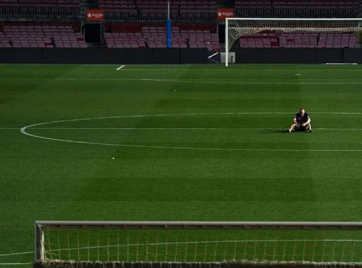 Despărțire în lacrimi pentru Iniesta + FOTO Un moment FABULOS după o oră de la festivitate