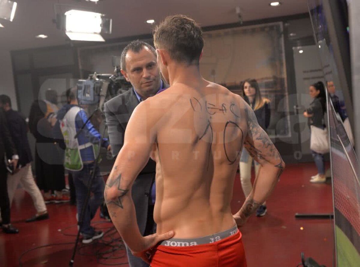 FOTO 5 imagini de senzație surprinse aseară, în Gruia, la sărbătoarea celor de la CFR Cluj: Dan Petrescu a uitat tactica pe gazon :)