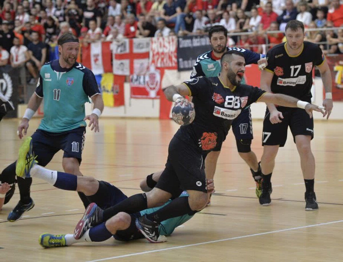 VIDEO+FOTO Surpriză în derby! Steaua câștigă pe terenul lui Dinamo, 27-26, și împinge finala pentru titlu în meci decisiv » Emoții mari cu iranienii lui Dinamo, care au căzut din picioare!