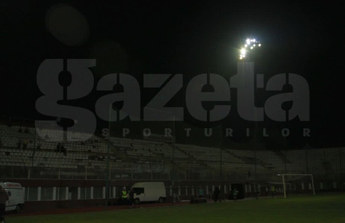 FOTO A căzut nocturna în Giulești la CSA Steaua - Dinamo » 17 ani de la celebrul episod cu PSG