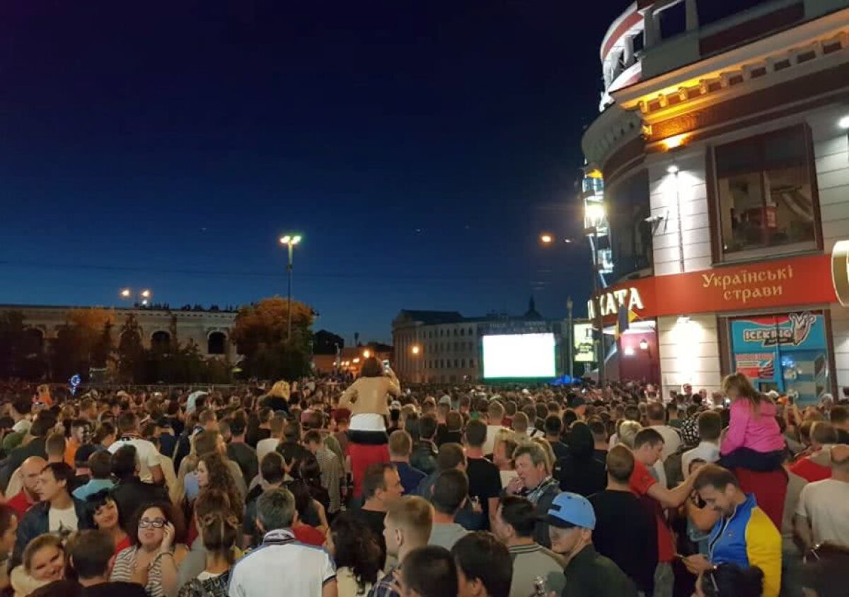 FINALA LIGII CAMPIONILOR // FOTO Imagini sennzaționale din Kiev » Cum e urmărit Real Madrid - Liverpool de fanii care nu au prins bilet