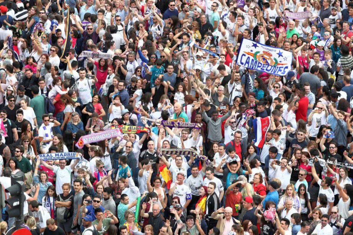 FOTO Fiesta blanca! Real Madrid a sărbătorit cu fanii câștigarea Ligii Campionilor » Traseul complet + Invitații surpriză la festivitate