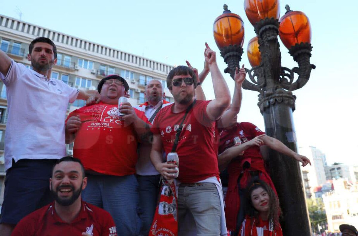 GALERIE FOTO Cum au trăit reporterii GSP finala Ligii » 100.000 de oameni au readus la viață spiritul Kievului pentru un week-end