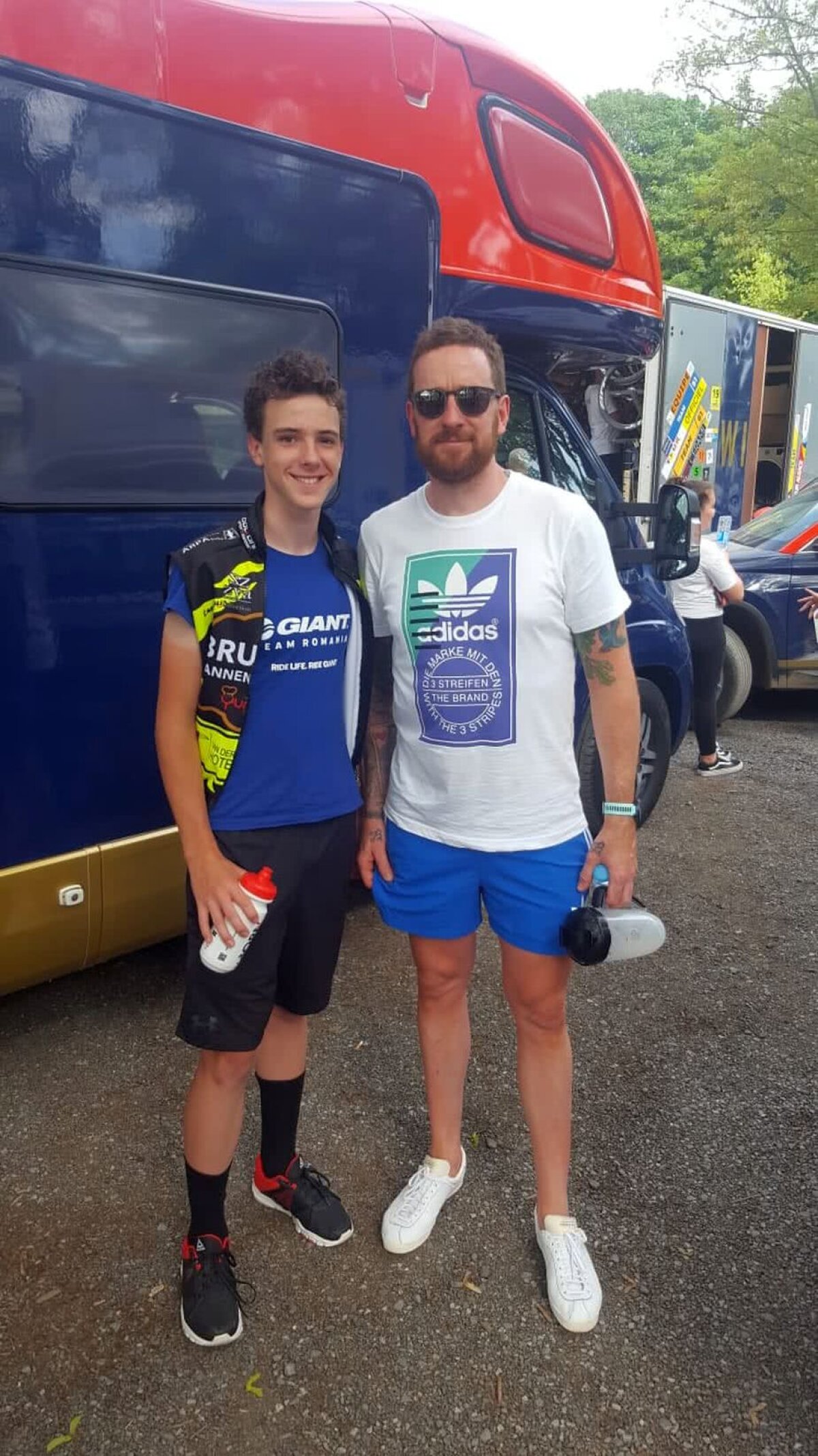 FOTO Poveste pe pavate » Performanță remarcabilă reușită de un român în Mini Parix-Roubaix