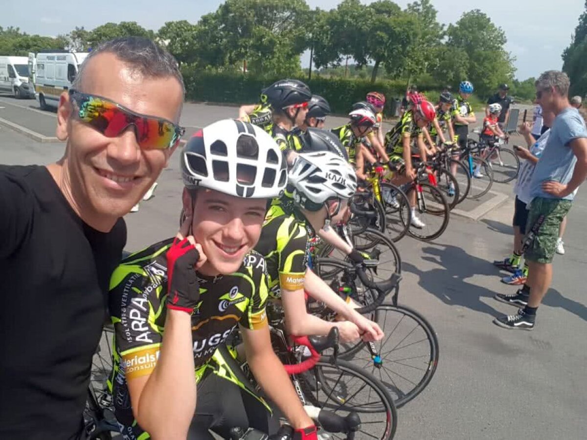 FOTO Poveste pe pavate » Performanță remarcabilă reușită de un român în Mini Parix-Roubaix