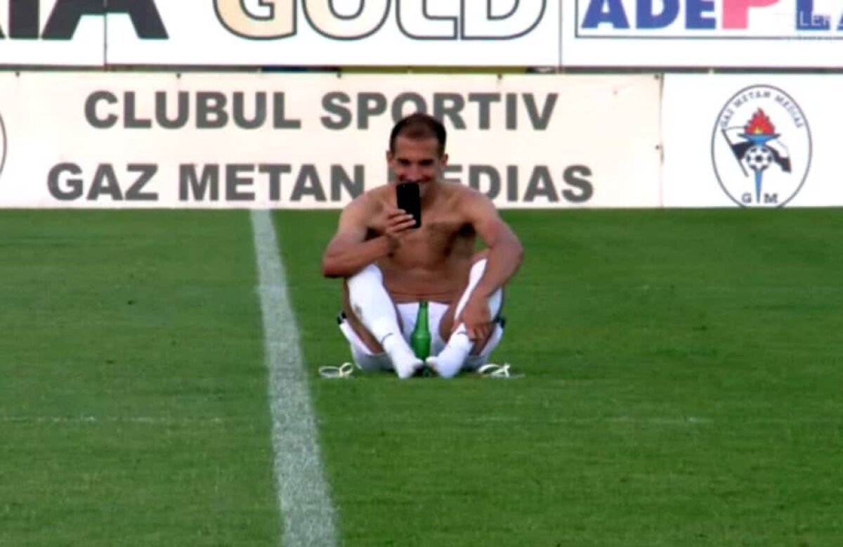 VIDEO + FOTO Un fotbalist din Liga 1 l-a copiat pe Iniesta » Ce a făcut la finalul meciului :) 