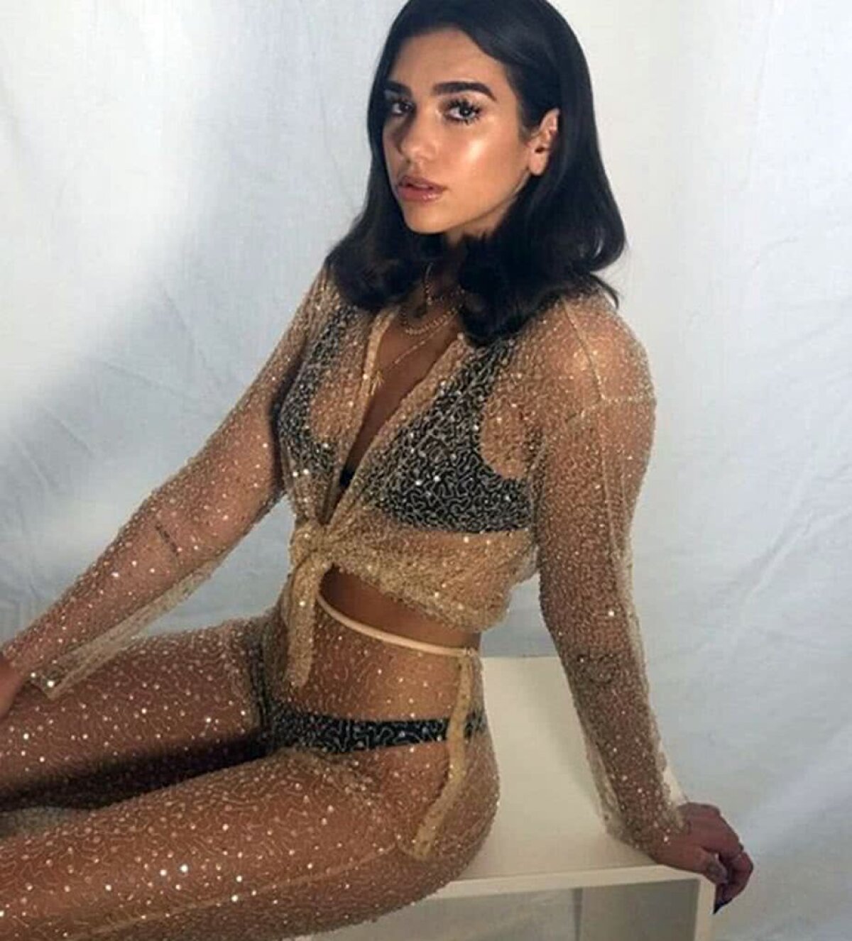 GALERIE FOTO A făcut show la finala Champions League și i-a luat mințile unui star de la Real » Cu ce jucător și-a petrecut noaptea Dua Lipa