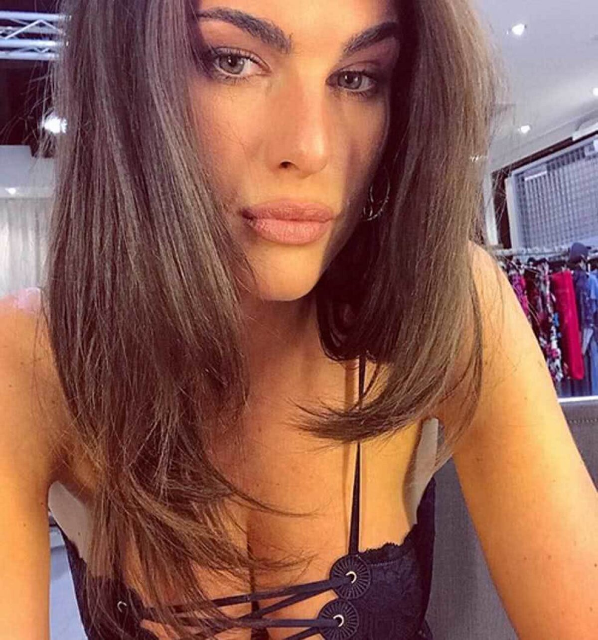 FOTO Sărut incendiar! Ea e noua muză a lui Valentino Rossi: imagini fierbinți