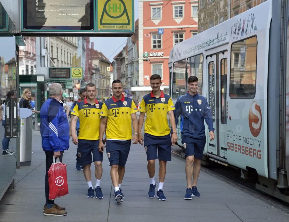 CORESPONDENȚĂ DIN AUSTRIA // Imagini FOTO de la plimbarea "tricolorilor" prin Graz