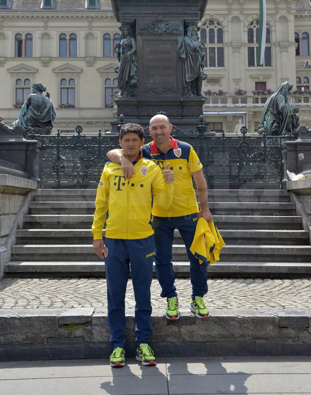 CORESPONDENȚĂ DIN AUSTRIA // Imagini FOTO de la plimbarea "tricolorilor" prin Graz