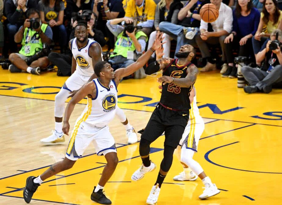 VIDEO Golden State vs. Cleveland Cavaliers 1-0 » Campioana câștigă în prelungiri primul duel al finalei NBA! LeBron James scapă victoria printre degete după o gafă colosală
