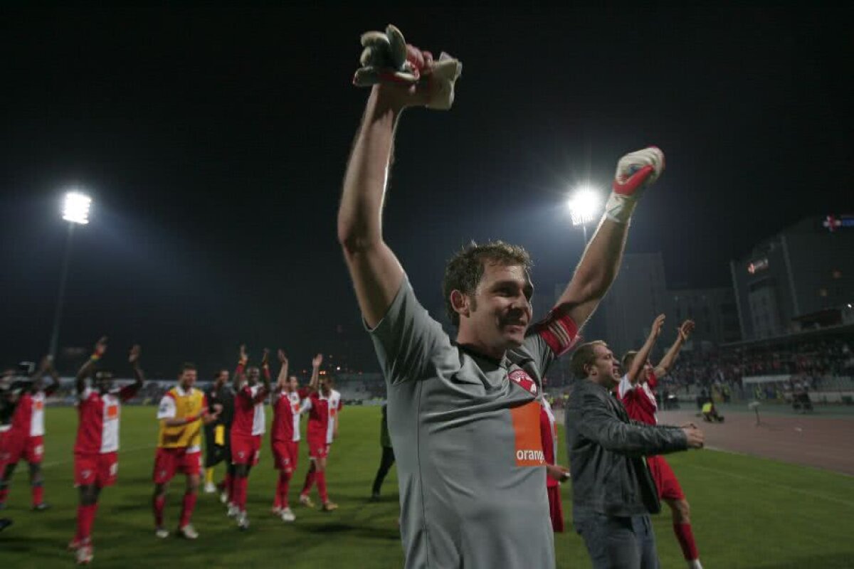 GALERIE FOTO + VIDEO Bogdan Lobonț și-a anunțat retragerea din fotbal printr-o scrisoare emoționantă: "Legați-vă centurile, se pleacă într-o nouă aventură și mai frumoasă" » FRF îi pregătește o festivitate la meciul cu Finlanda