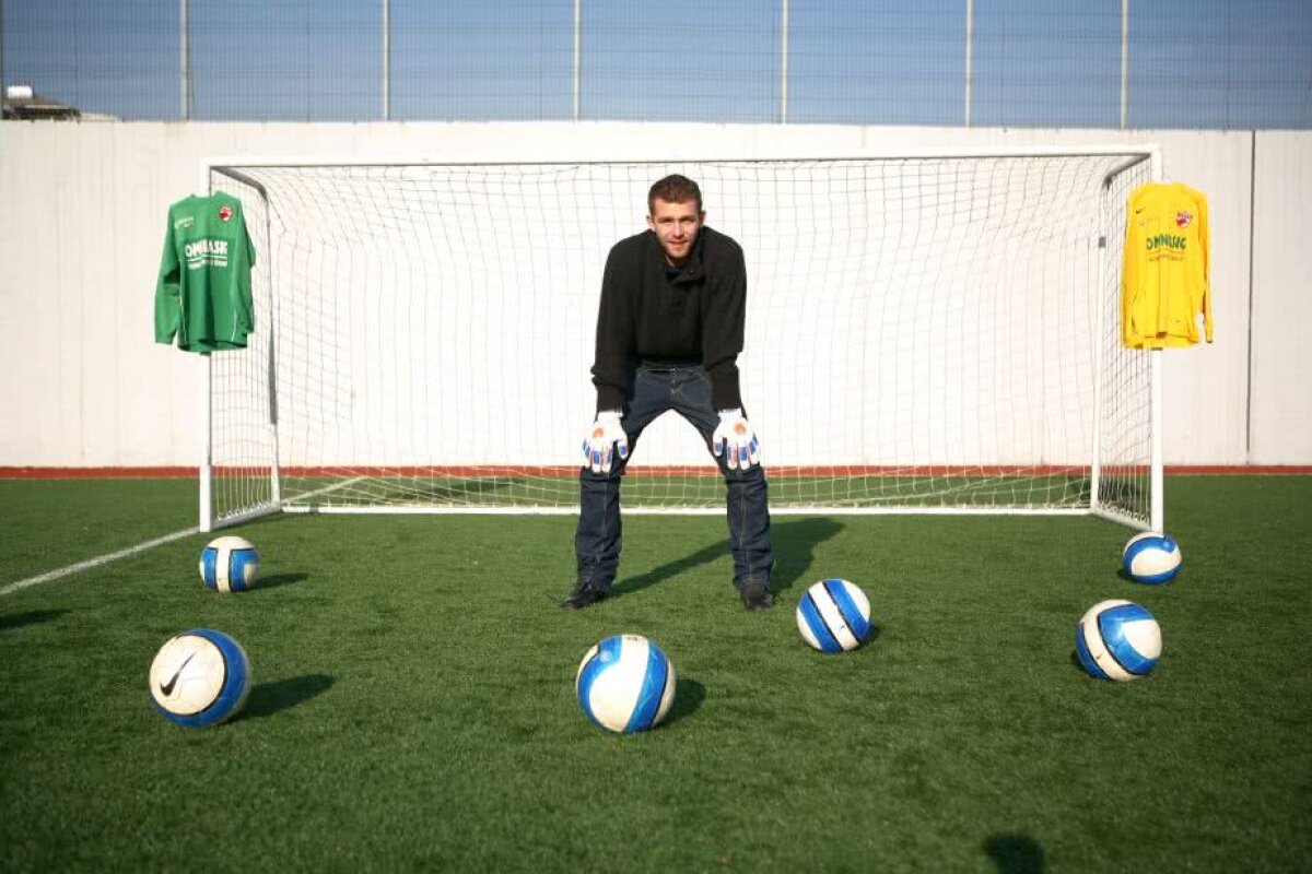 GALERIE FOTO + VIDEO Bogdan Lobonț și-a anunțat retragerea din fotbal printr-o scrisoare emoționantă: "Legați-vă centurile, se pleacă într-o nouă aventură și mai frumoasă" » FRF îi pregătește o festivitate la meciul cu Finlanda