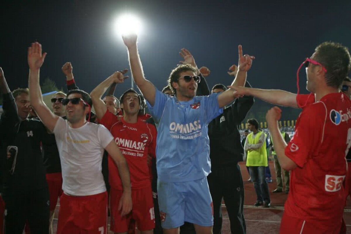 GALERIE FOTO + VIDEO Bogdan Lobonț și-a anunțat retragerea din fotbal printr-o scrisoare emoționantă: "Legați-vă centurile, se pleacă într-o nouă aventură și mai frumoasă" » FRF îi pregătește o festivitate la meciul cu Finlanda