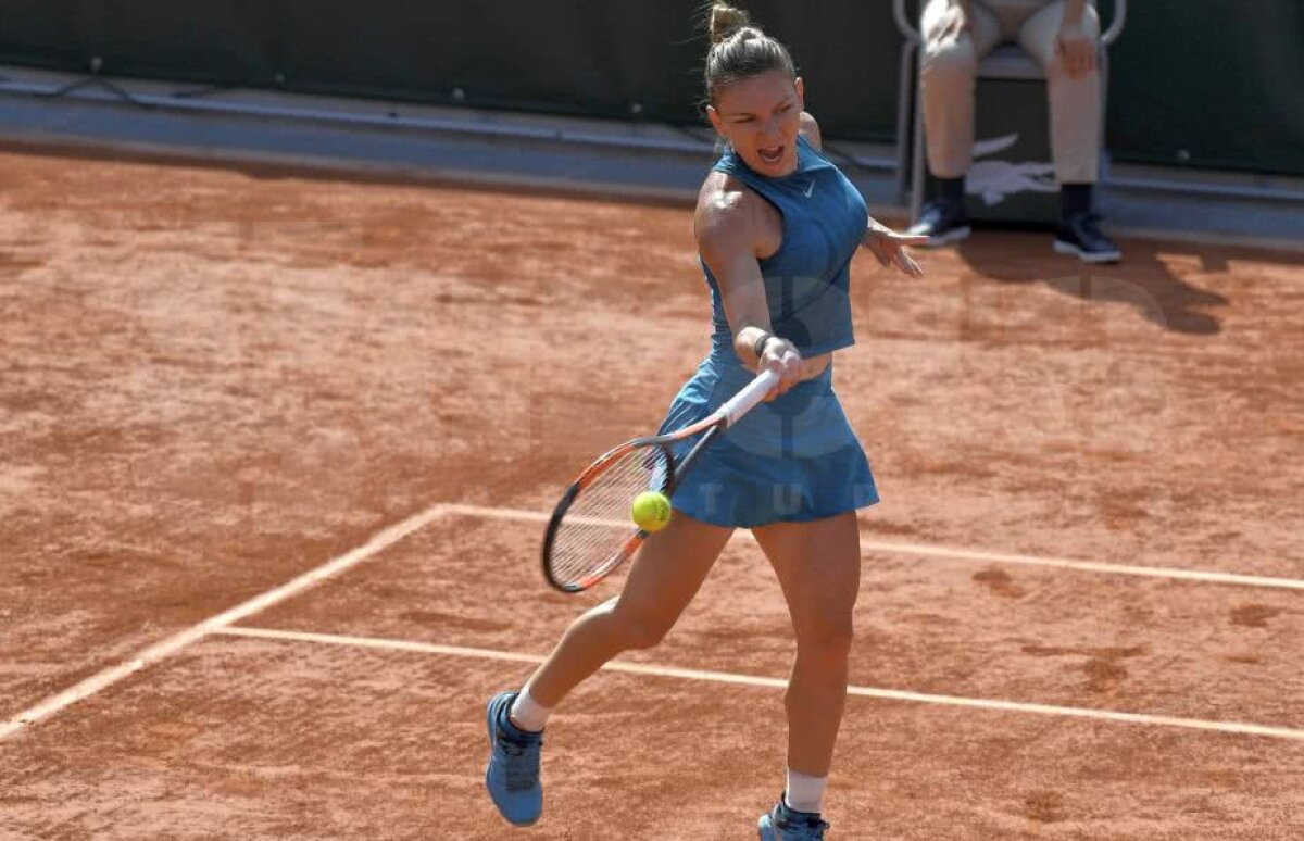 FOTO Simona Halep o surclasează pe Andrea Petkovic și se califică în optimi la Roland Garros » Își cunoaște deja următoarea adversară