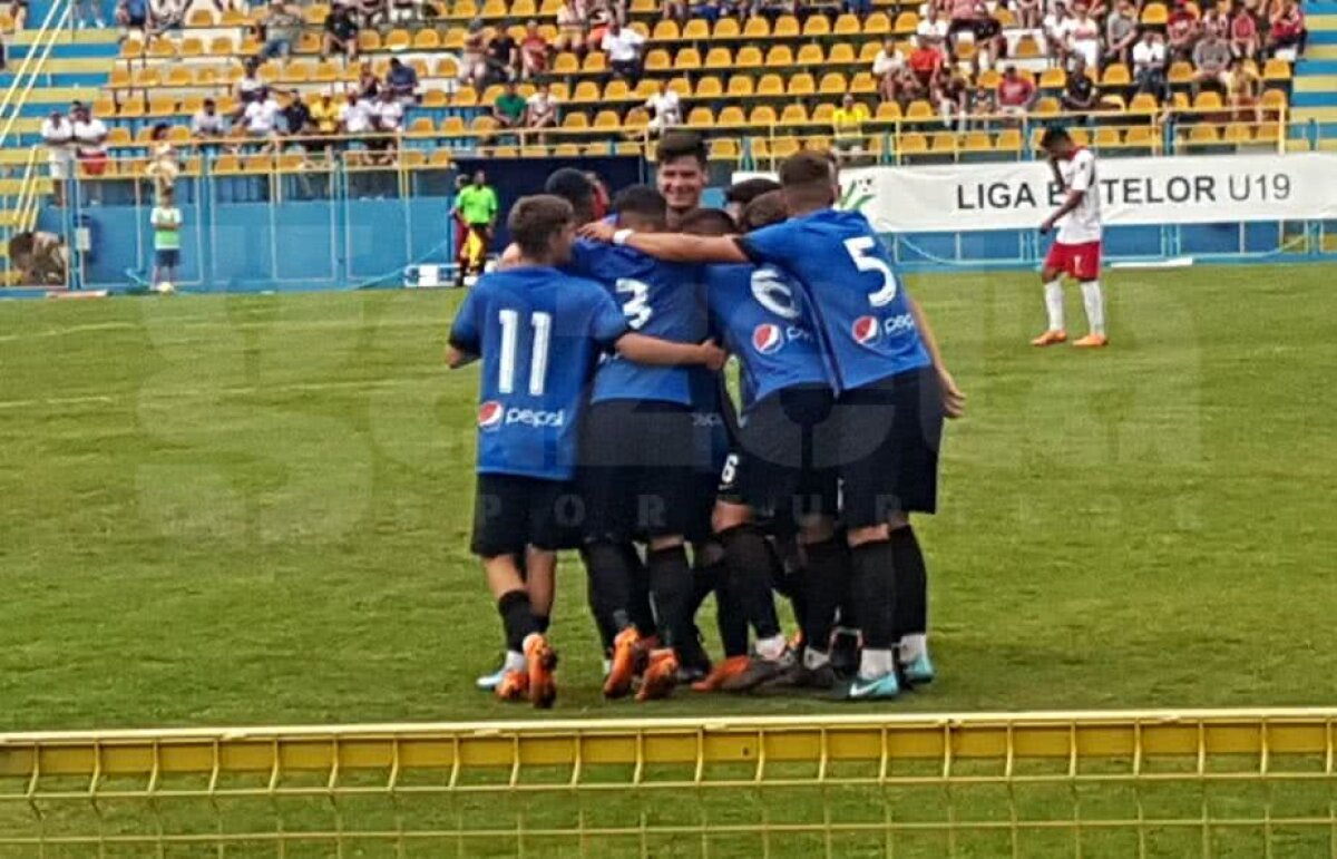 FOTO + VIDEO Ce umilință! Viitorul a demolat-o pe Dinamo în finala Ligii Elitelor U19, 4-0 » "Perla" Mățan a făcut spectacol