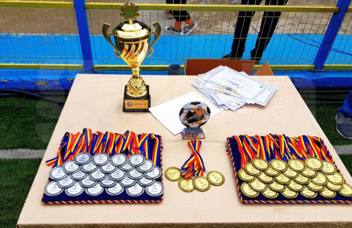 FOTO + VIDEO Ce umilință! Viitorul a demolat-o pe Dinamo în finala Ligii Elitelor U19, 4-0 » "Perla" Mățan a făcut spectacol