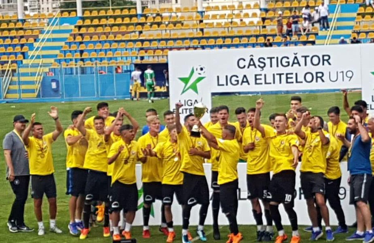 FOTO + VIDEO Ce umilință! Viitorul a demolat-o pe Dinamo în finala Ligii Elitelor U19, 4-0 » "Perla" Mățan a făcut spectacol