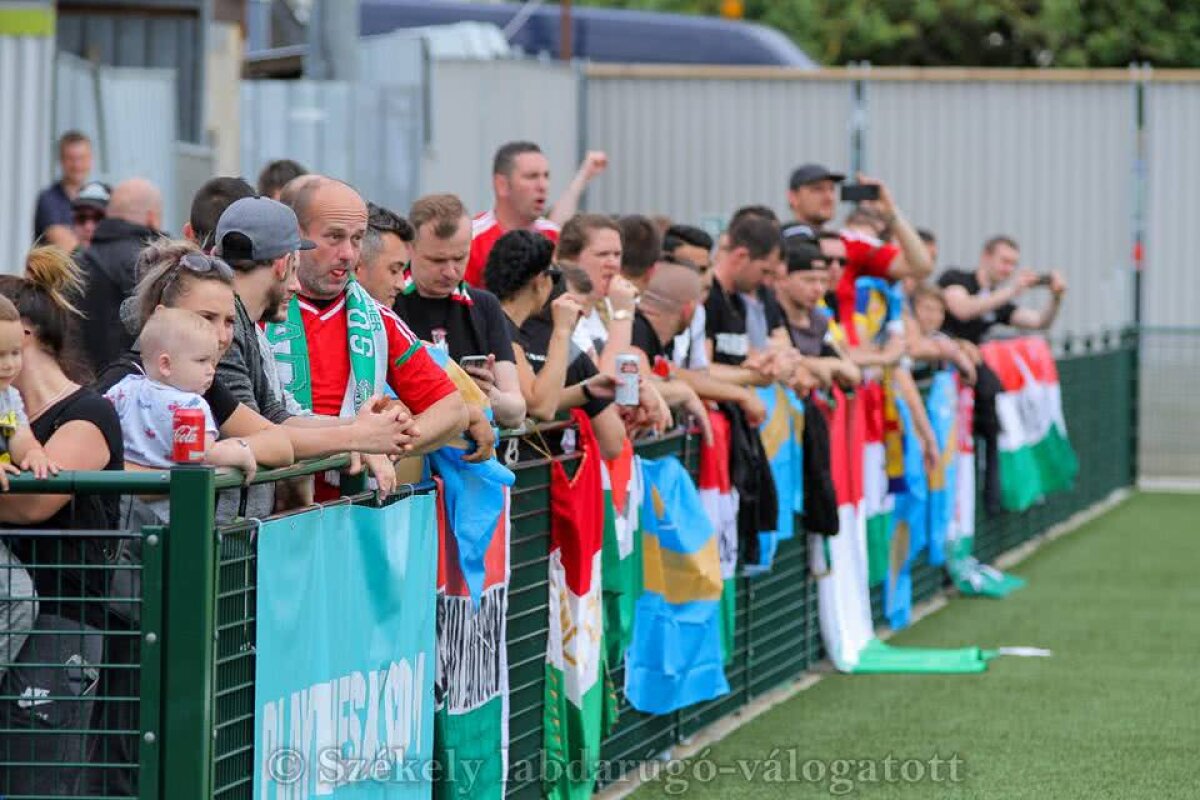 GALERIE FOTO Un fost selecționer al României, alături de echipa Ținutului Secuiesc la Mondialul "naționalelor" neafiliate FIFA