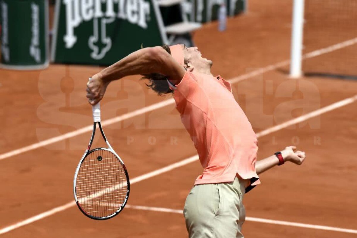 CORESPONDENȚĂ DE LA PARIS // Galerie foto » Spectacol total la Roland Garros! Alexander Zverev și Dominic Thiem, meciuri infernale în optimi