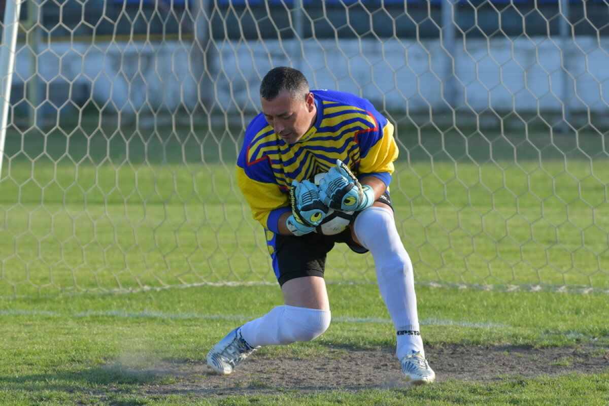 POVESTE // După mai bine de două decenii de fotbal, a decis să lase mănușile și să se dedice celeilalte mari pasiuni din viața lui: muntele