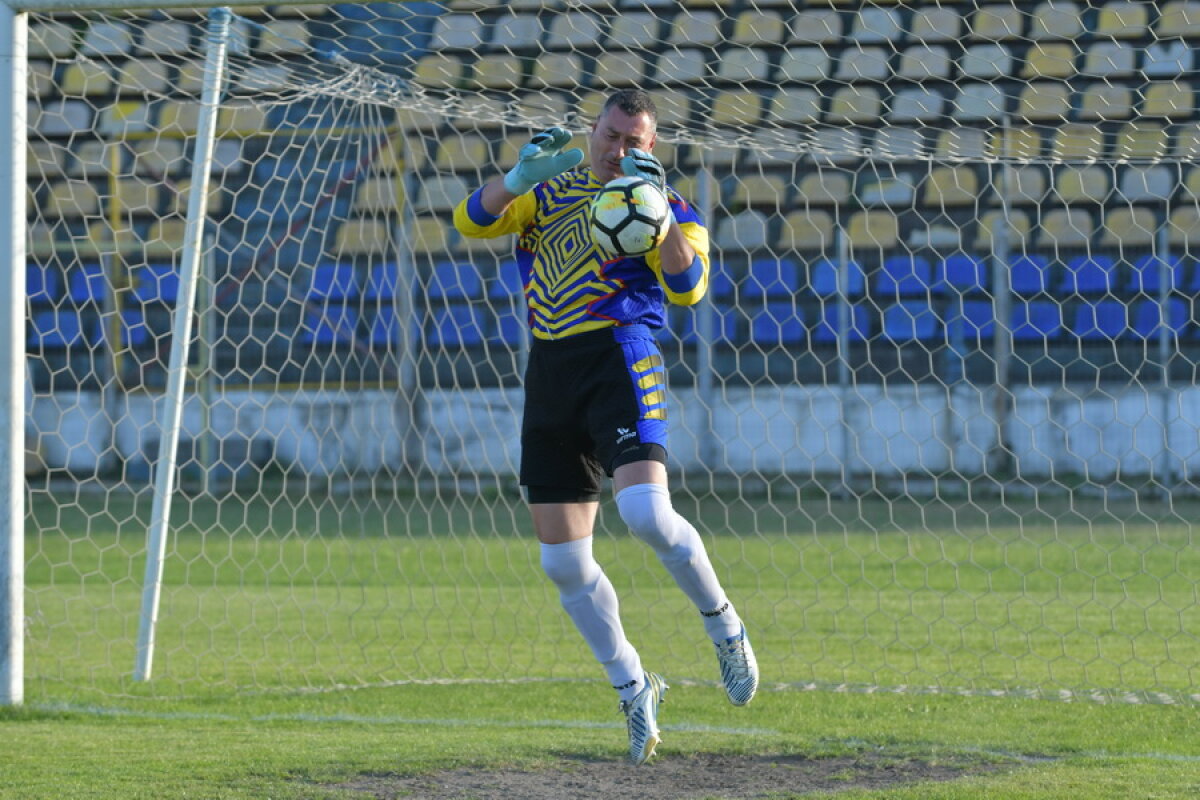 POVESTE // După mai bine de două decenii de fotbal, a decis să lase mănușile și să se dedice celeilalte mari pasiuni din viața lui: muntele