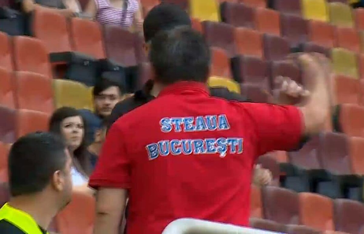 VIDEO+FOTO/UPDATE Imagini incredibile pe Arena Națională: Lăcătuș a urcat în tribună și i-a pus mâna în gât! Cine e cel care l-a provocat