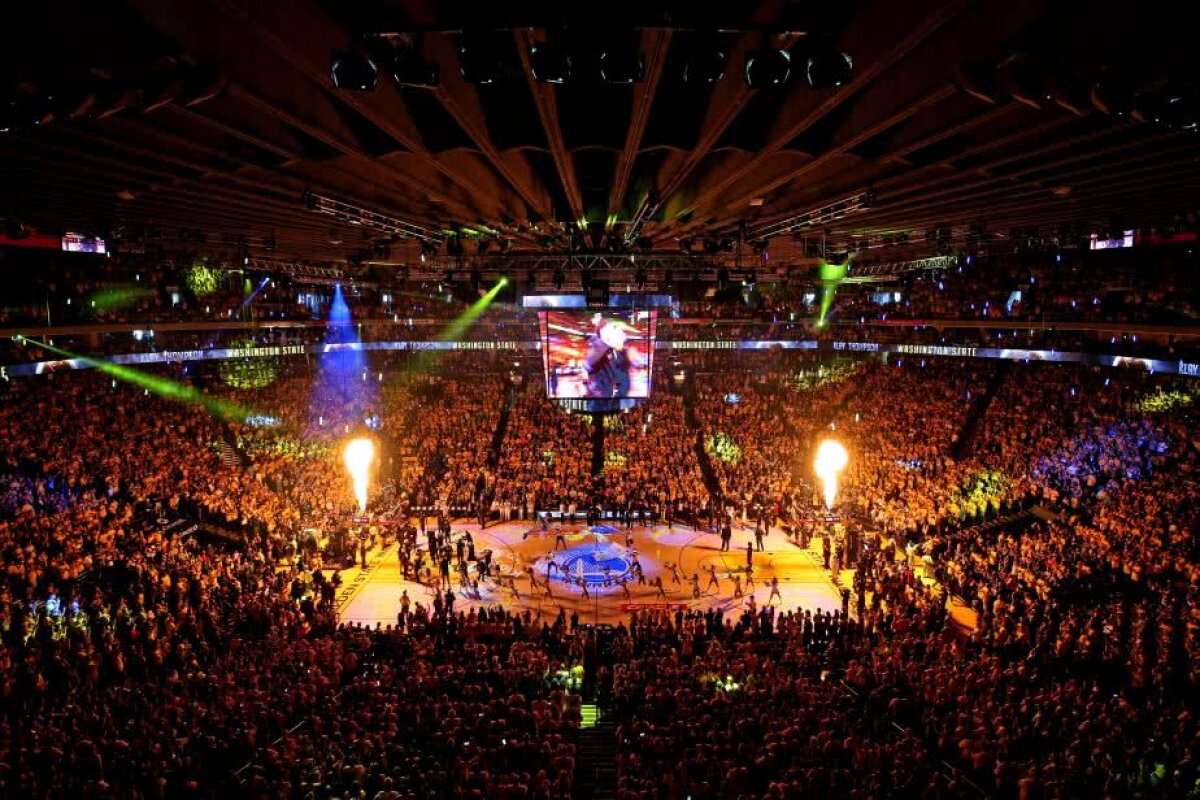 VIDEO+FOTO Golden State vs. Cleveland Cavaliers 2-0 » James nu poate singur! Curry se distrează în meciul doi și o apropie pe Golden State de un nou titlu