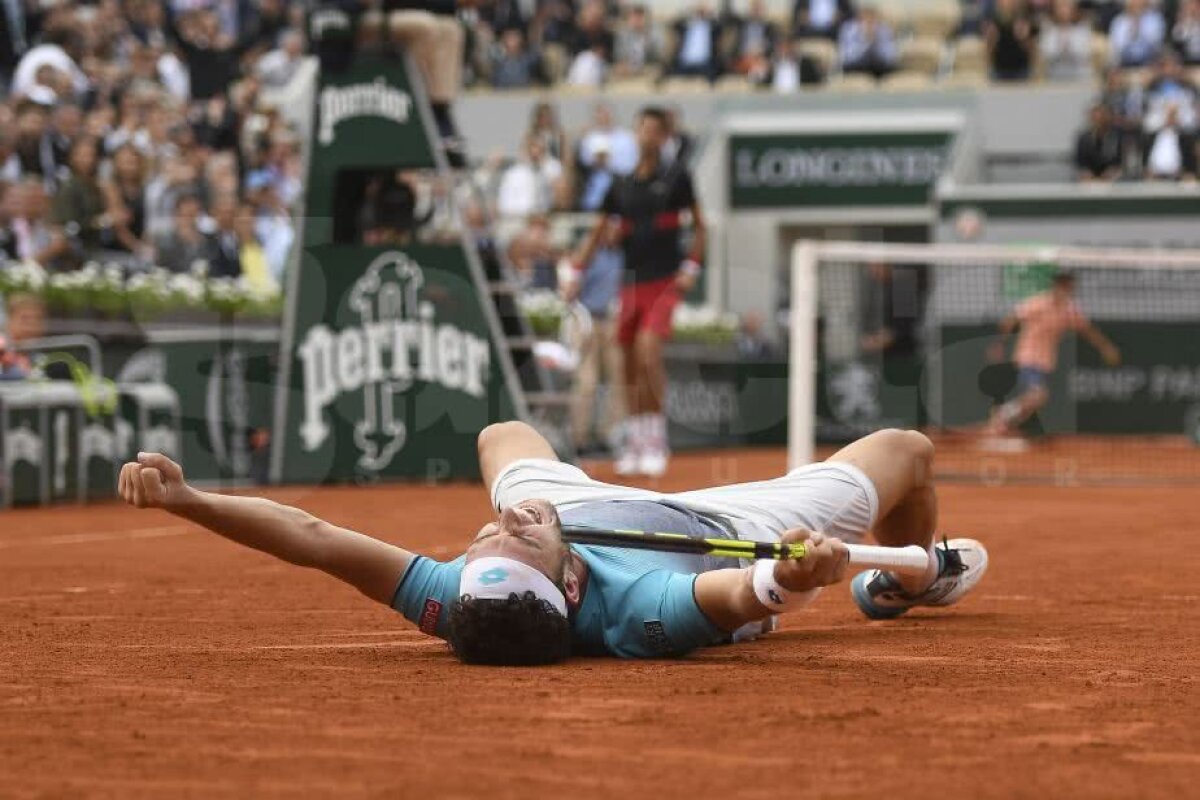 ROLAND GARROS // GALERIE FOTO Surpriza turneului: Djokovic, eliminat de omul fără victorie în turneele de Mare Șlem! 